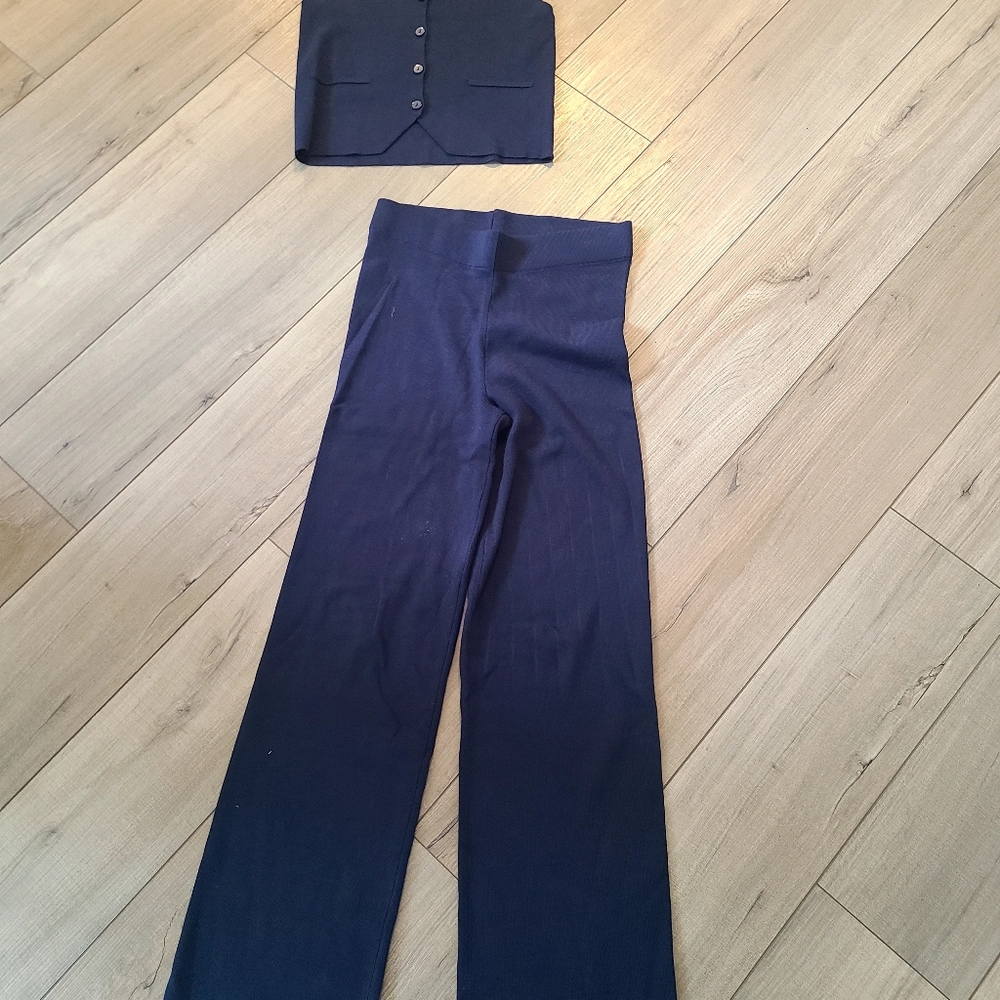 Knit Pants And Vest, Size Small